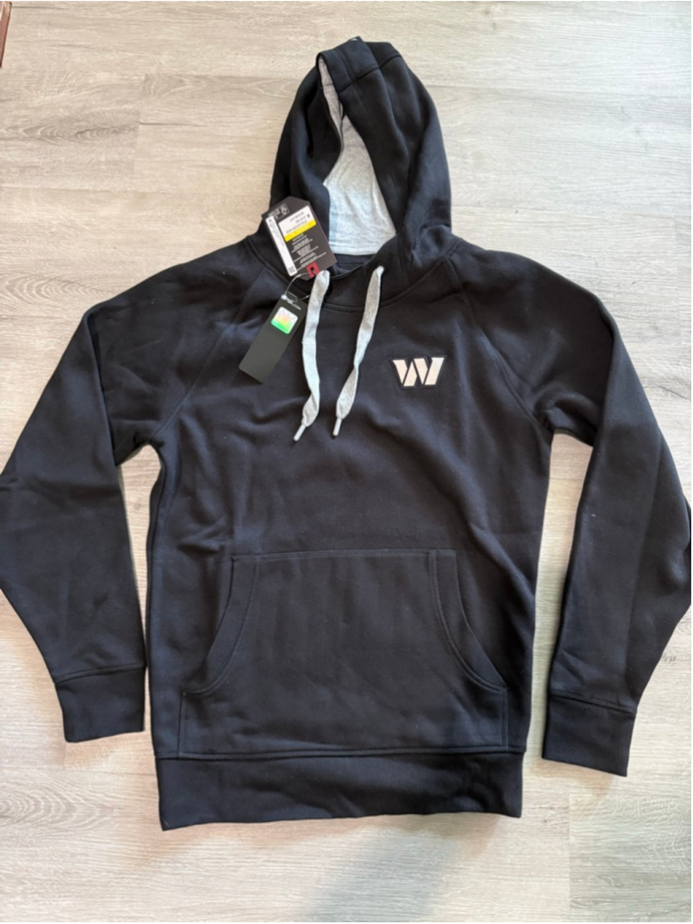 Men's Antigua Washington Commanders Black Victory Hooded Sweatshirt S